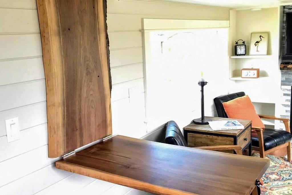Azalea - Tiny Home Living In Style! Waldport Exterior photo